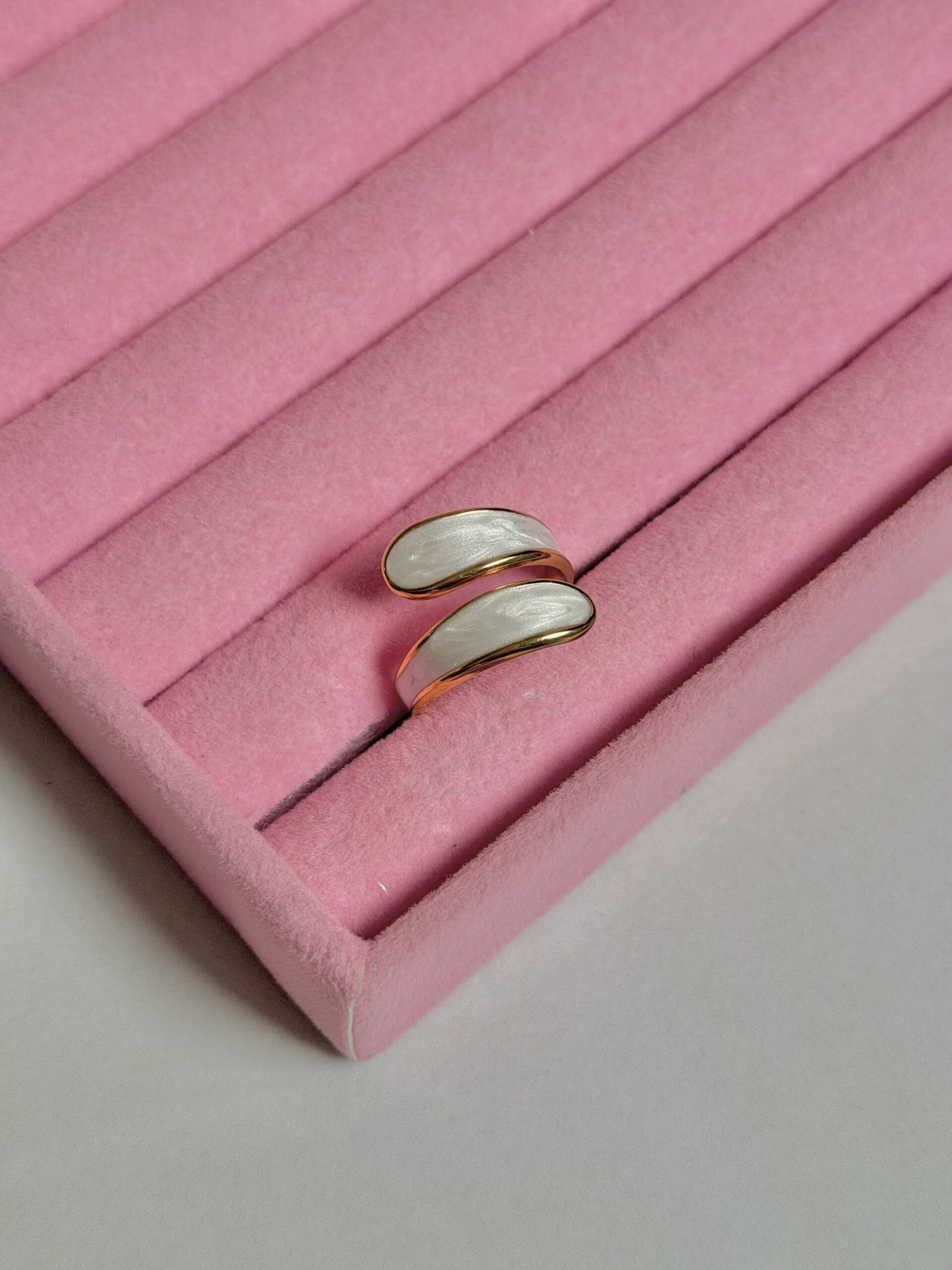 Twin Lines Ring - Image 3