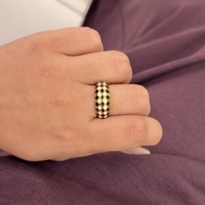 Monochrome Ring