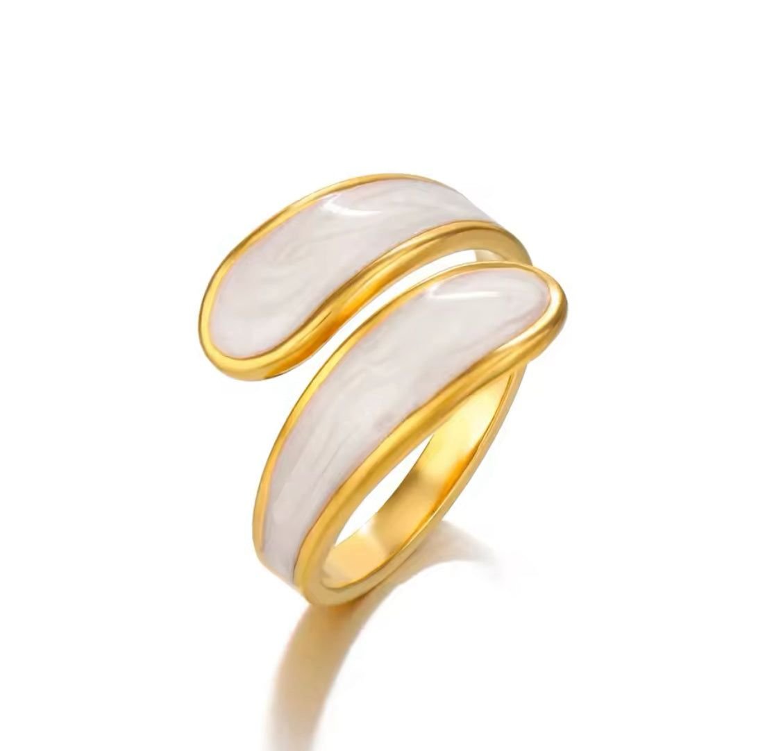 Twin Lines Ring