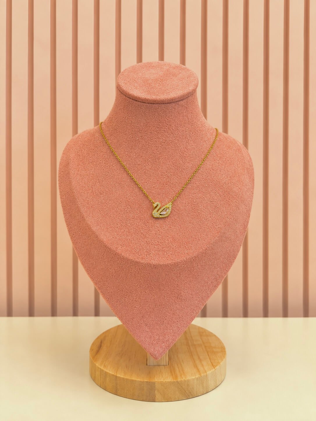 Swan Necklace JewelBabe