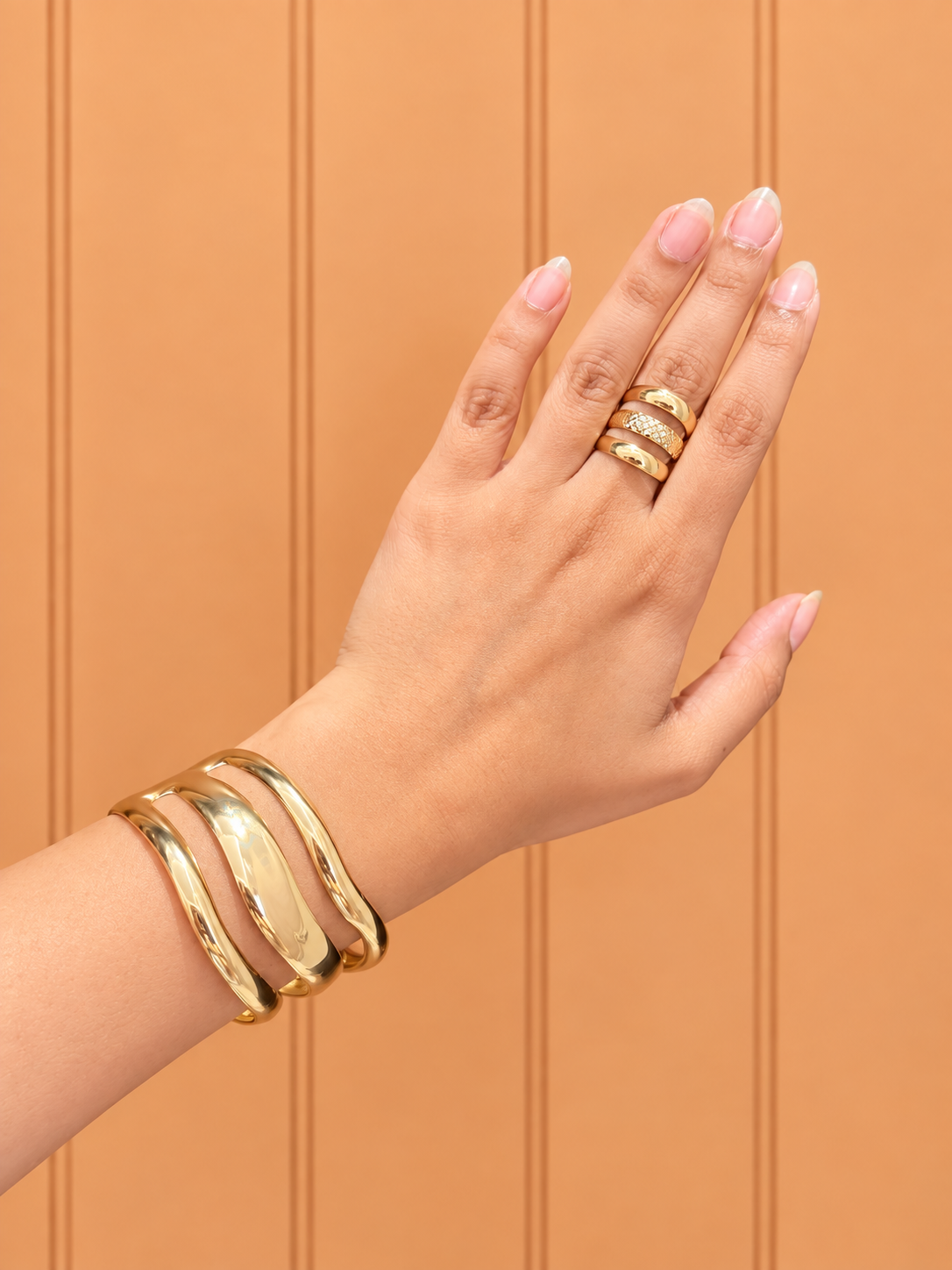 European Style Handcuff & Ring Set - Image 3