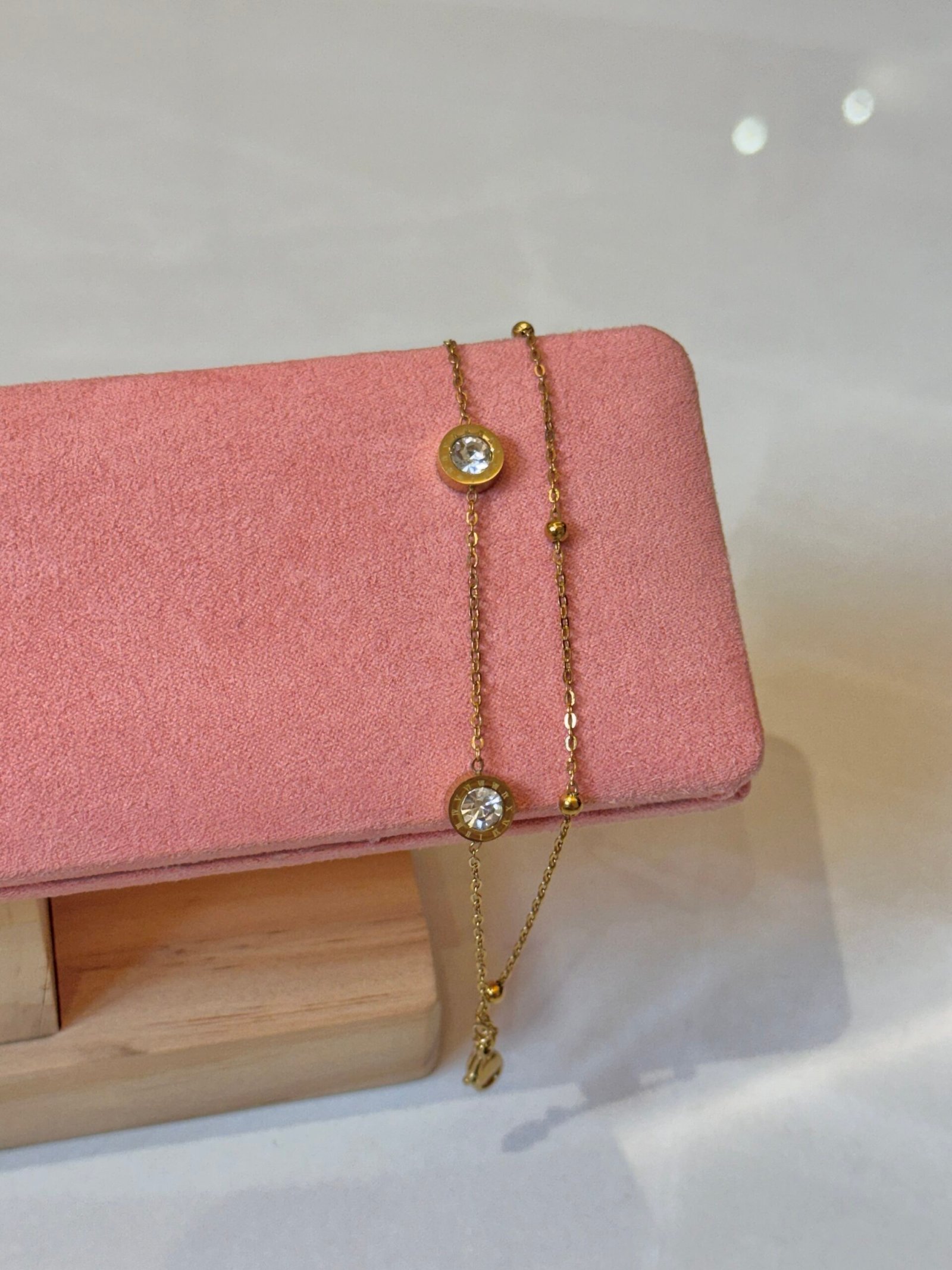Golden Numeral Round (Double Chain) - Image 2